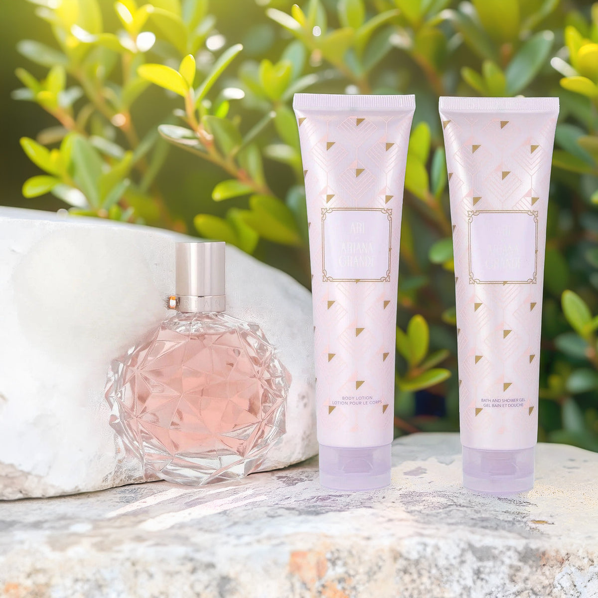 Ariana Grande Ari 3 Pcs Set For Women: 3.4 Eau De Parfum Spray + 3.4 Bath And Shower Gel + 3.4 Body Souffle
