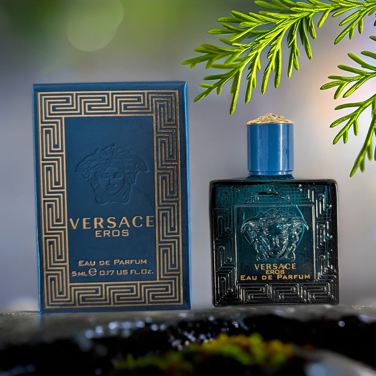 Versace Eros For Men 0.17 oz Eau De Parfum Mini